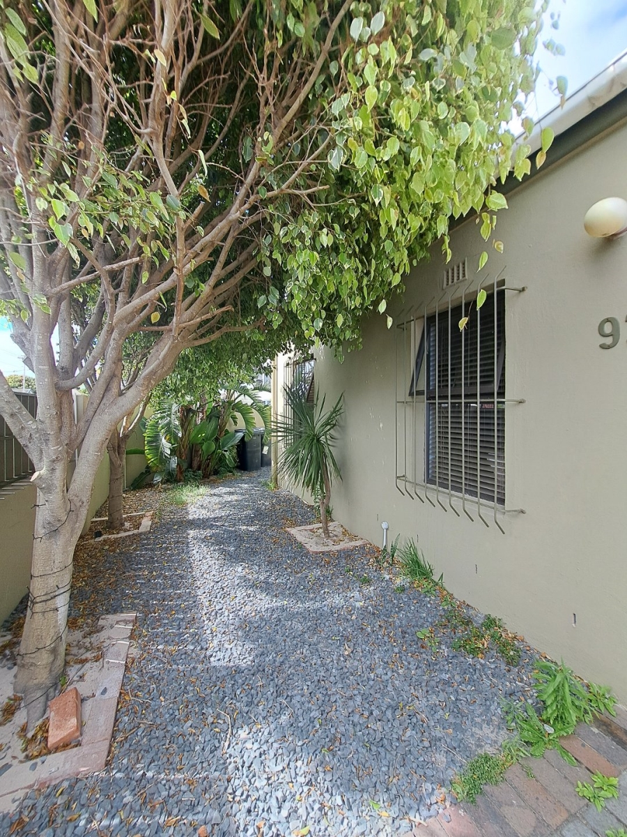 4 Bedroom Property for Sale in Crawford Western Cape